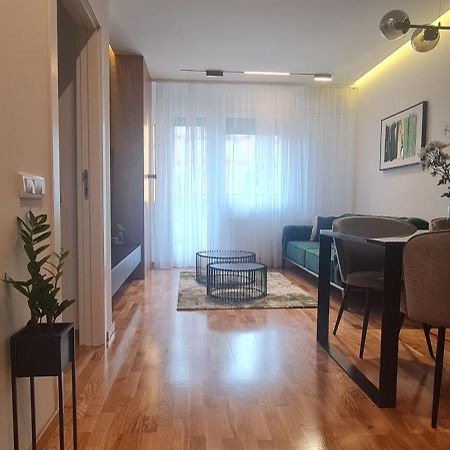 Harmony Apartmani Arandelovac Buitenkant foto