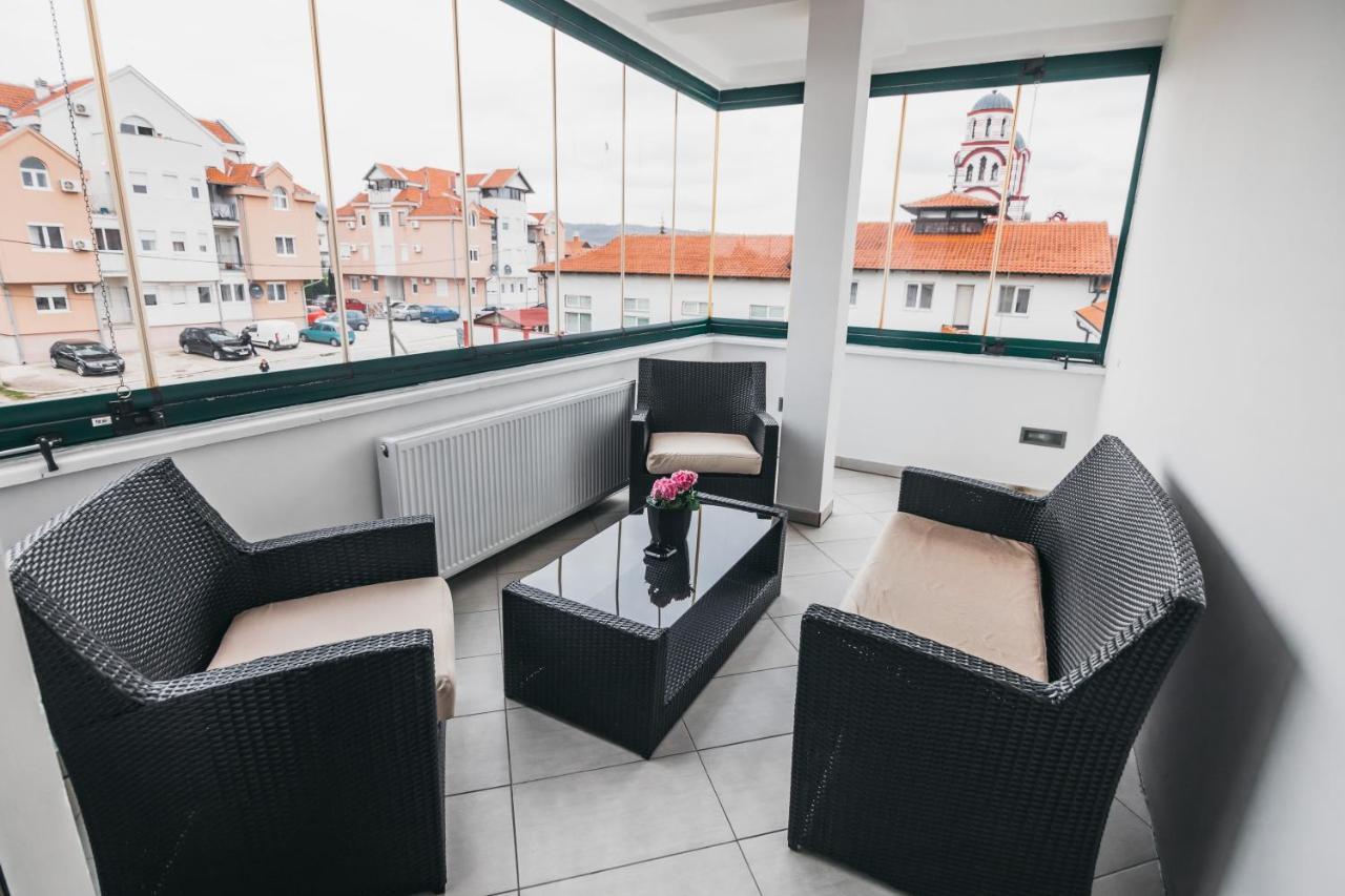Harmony Apartmani Arandelovac Buitenkant foto