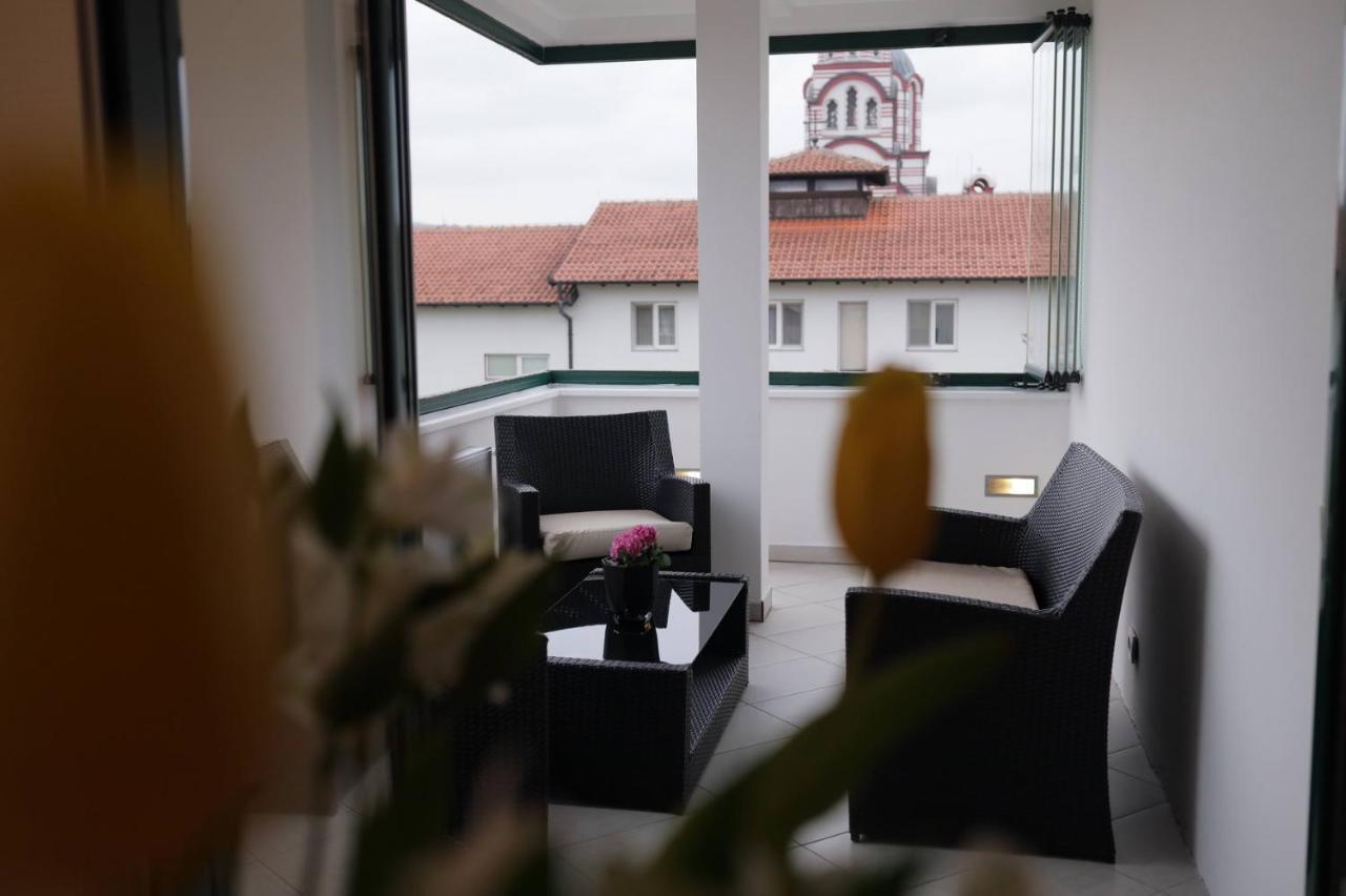Harmony Apartmani Arandelovac Buitenkant foto